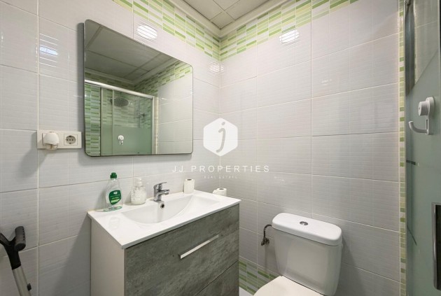 Resale - Chalet -
Torrevieja - Nueva Torrevieja