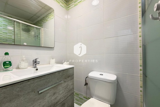 Resale - Chalet -
Torrevieja - Nueva Torrevieja