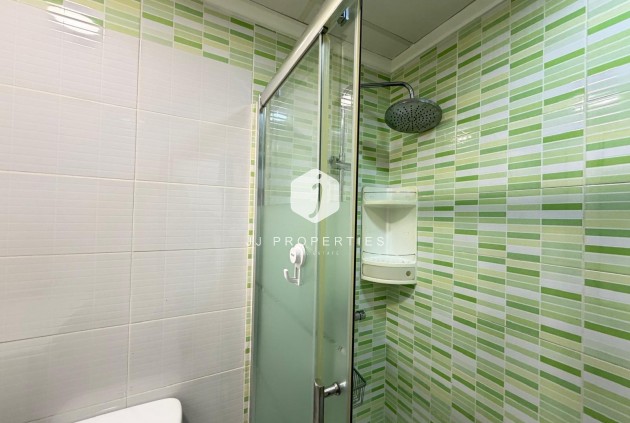 Resale - Chalet -
Torrevieja - Nueva Torrevieja