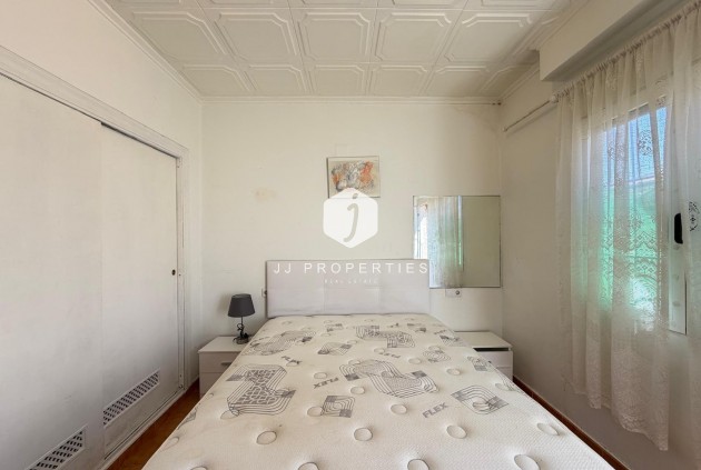 Resale - Chalet -
Torrevieja - Nueva Torrevieja