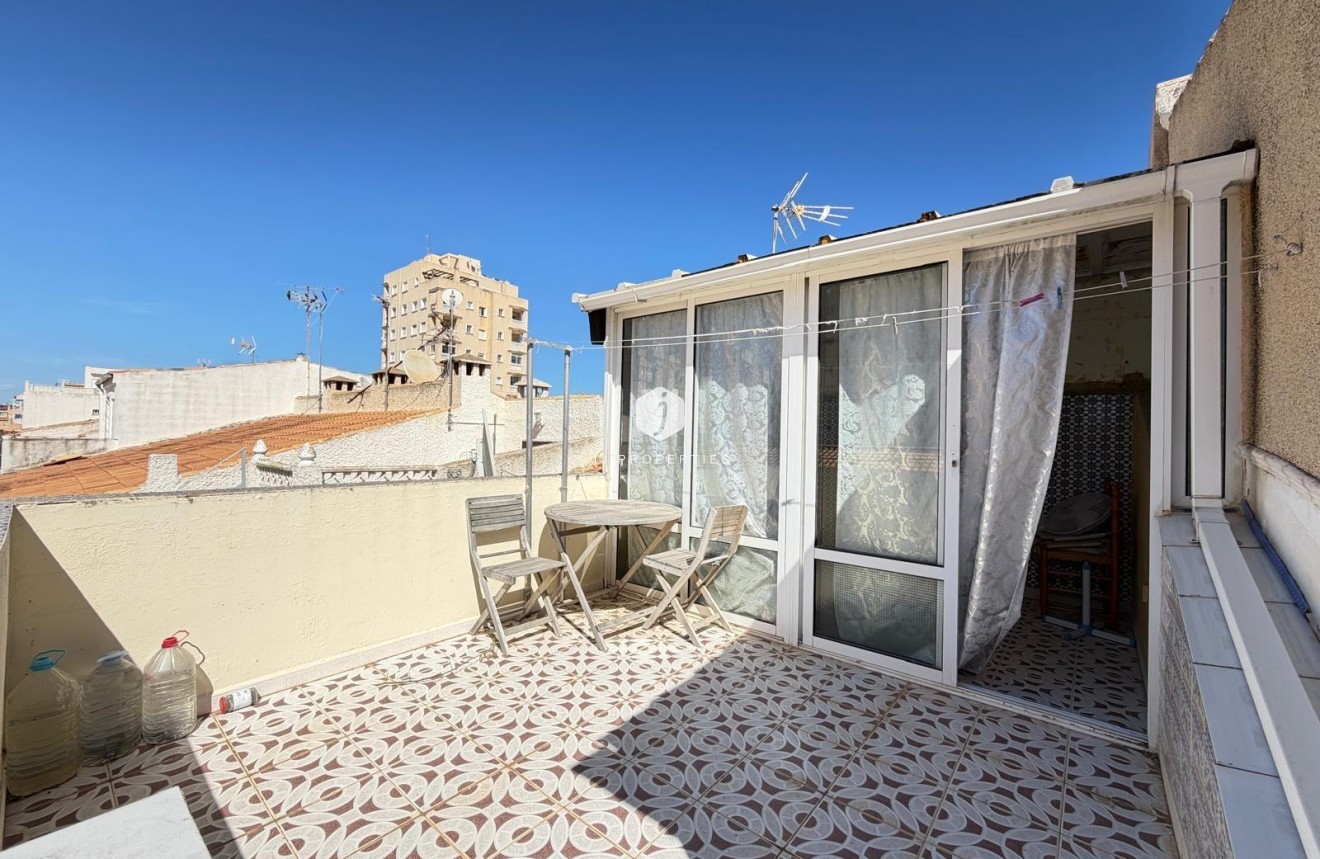 Resale - Chalet -
Torrevieja - Nueva Torrevieja