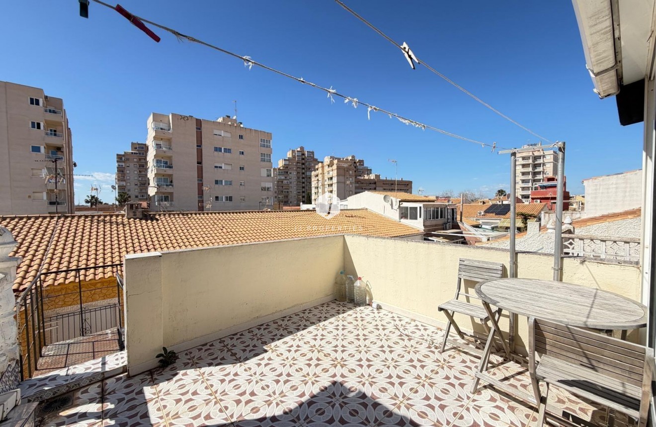 Resale - Chalet -
Torrevieja - Nueva Torrevieja