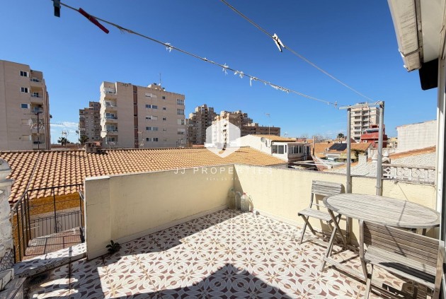 Resale - Chalet -
Torrevieja - Nueva Torrevieja