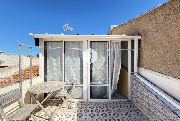 Resale - Chalet -
Torrevieja - Nueva Torrevieja