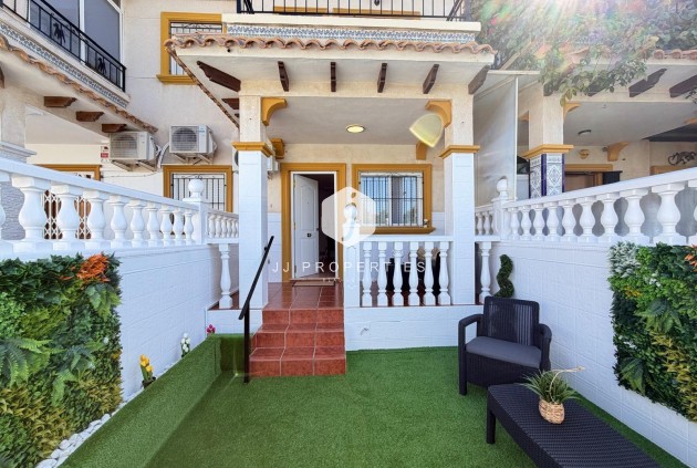 Resale - Chalet -
Orihuela Costa - Rocio Del Mar