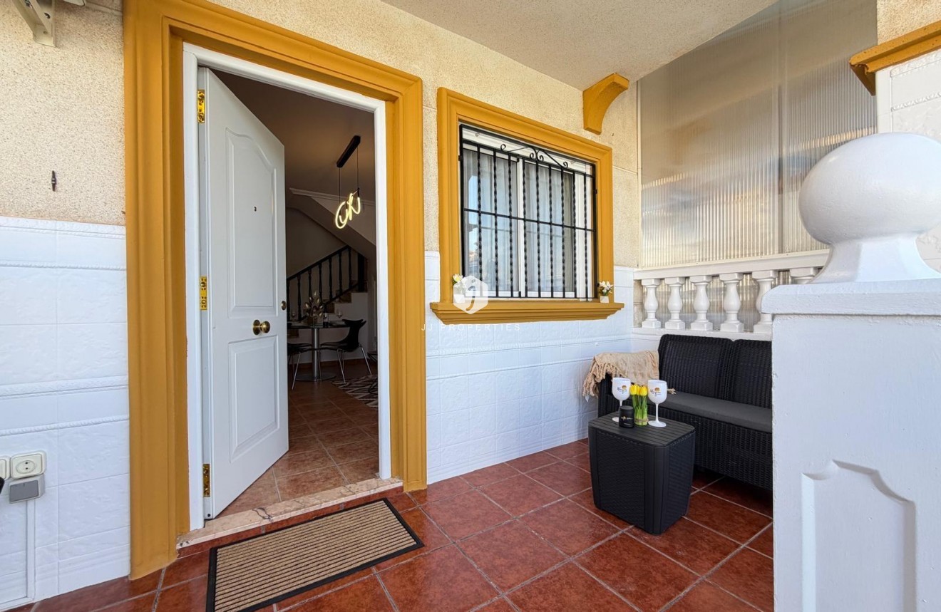 Resale - Chalet -
Orihuela Costa - Rocio Del Mar