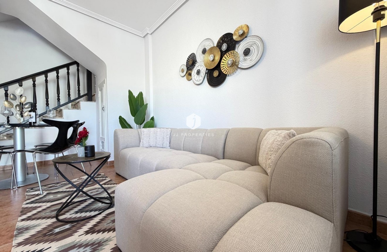 Resale - Chalet -
Orihuela Costa - Rocio Del Mar