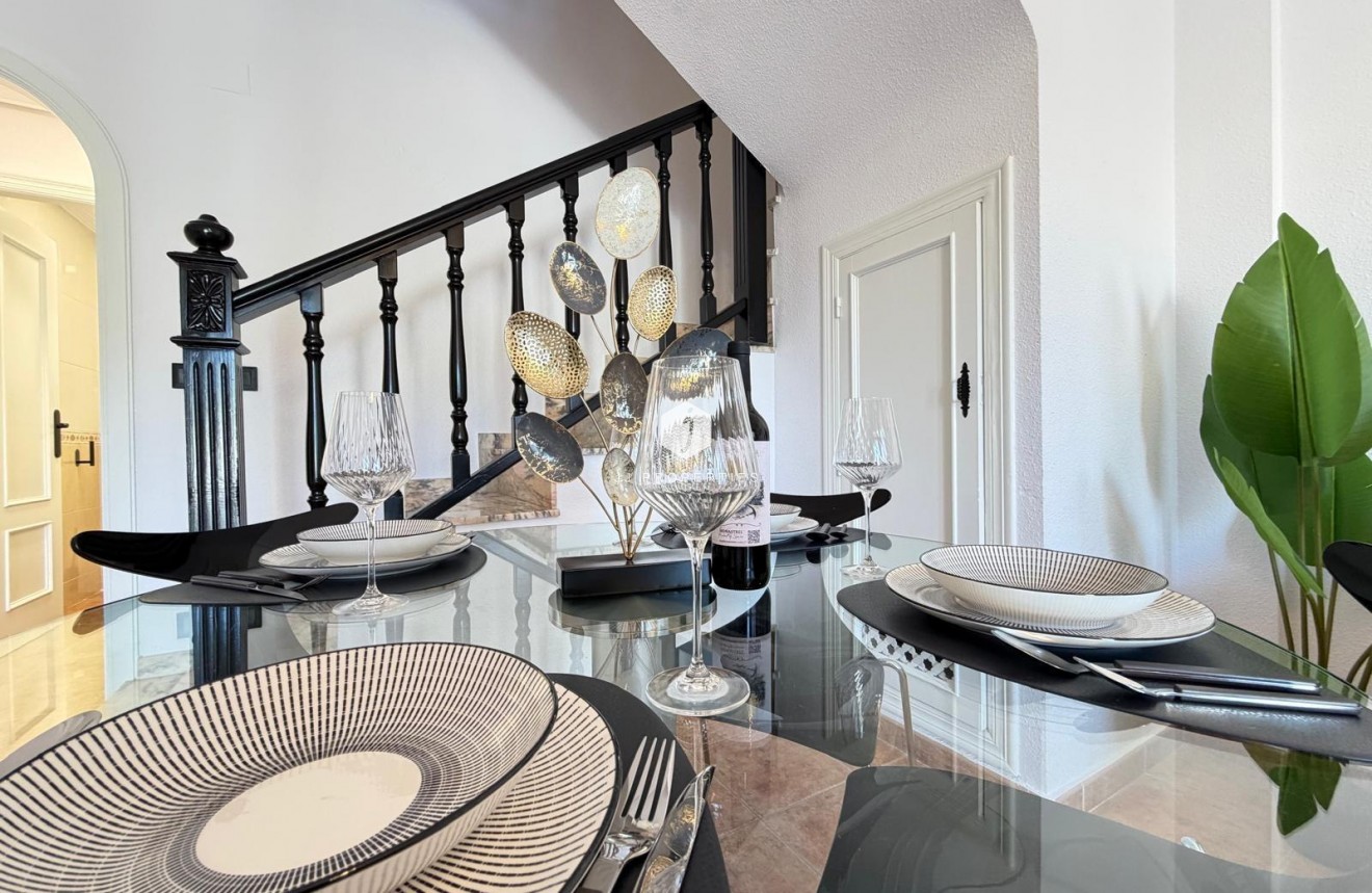 Resale - Chalet -
Orihuela Costa - Rocio Del Mar