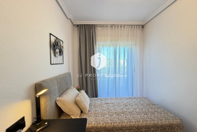 Resale - Chalet -
Orihuela Costa - Rocio Del Mar