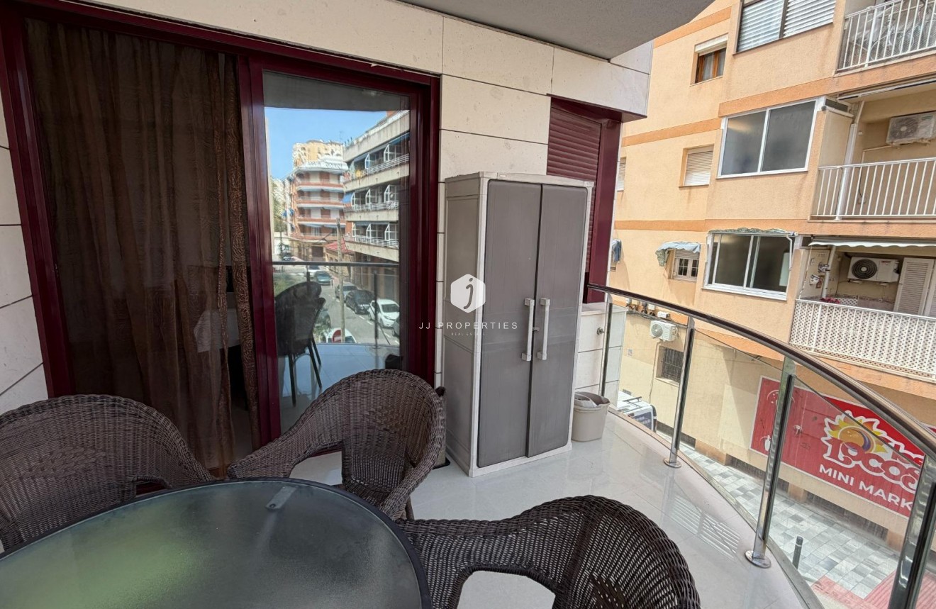 Resale - Apartment / flat -
Torrevieja - Playa de los Locos