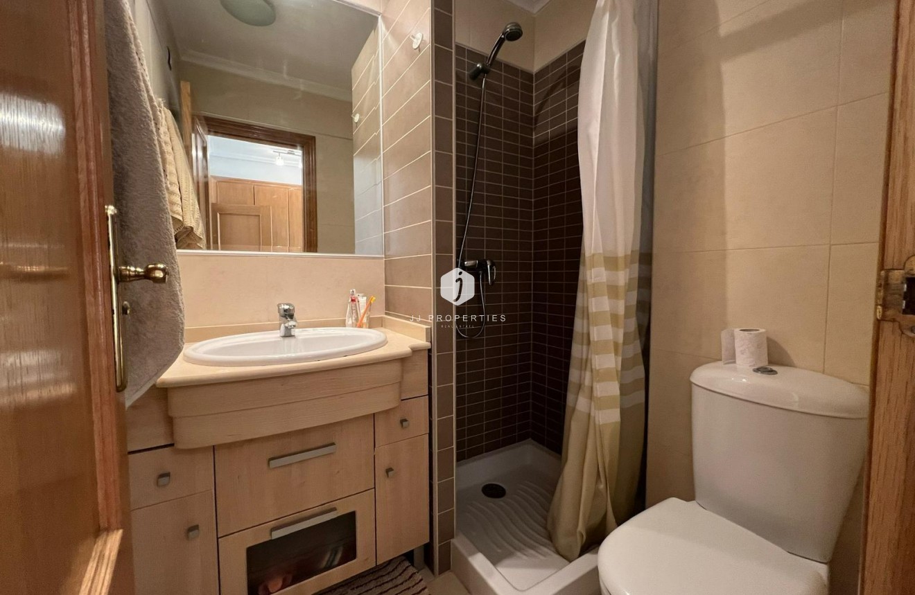 Resale - Apartment / flat -
Torrevieja - Playa de los Locos