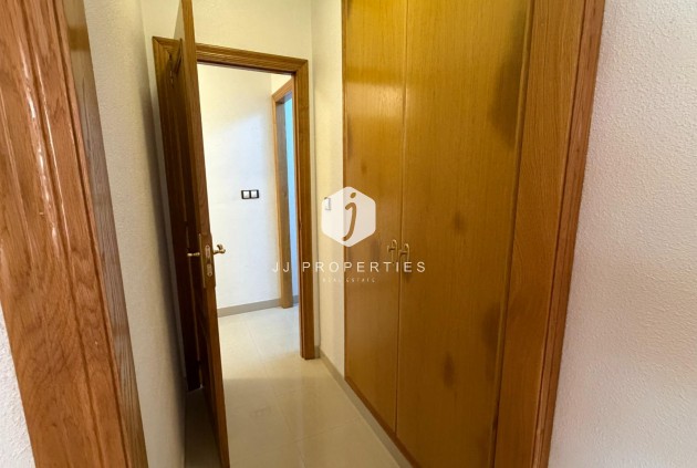 Resale - Apartment / flat -
Torrevieja - Playa de los Locos