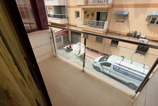 Resale - Apartment / flat -
Torrevieja - Playa de los Locos
