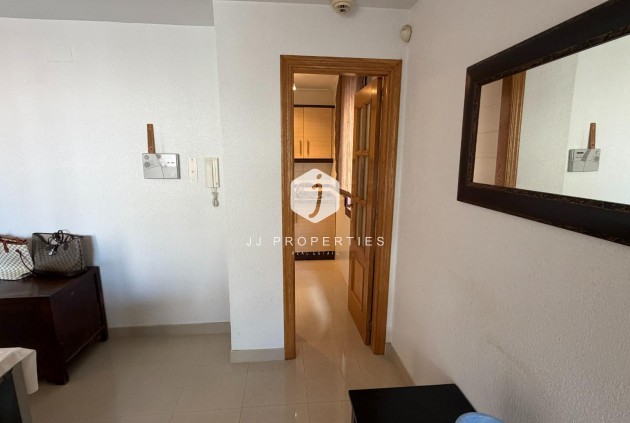 Resale - Apartment / flat -
Torrevieja - Playa de los Locos