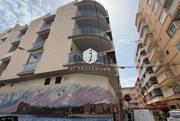 Resale - Apartment / flat -
Torrevieja - Playa de los Locos