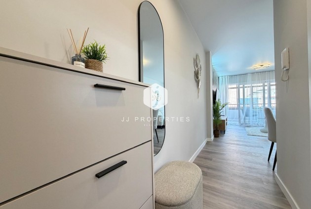 Resale - Apartment / flat -
Torrevieja - Estacion de autobuses