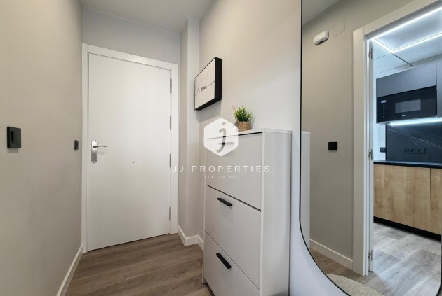 Resale - Apartment / flat -
Torrevieja - Estacion de autobuses