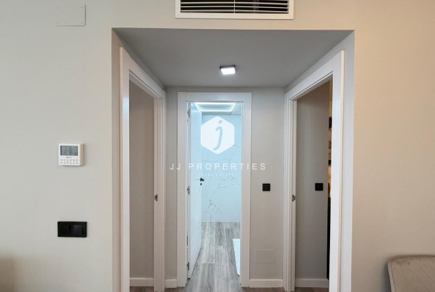 Resale - Apartment / flat -
Torrevieja - Estacion de autobuses