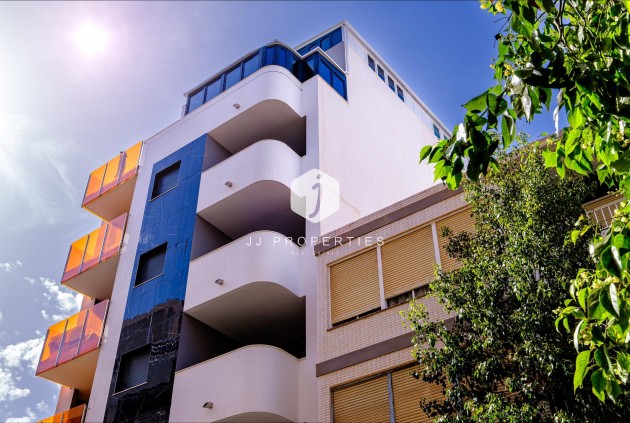 Resale - Apartment / flat -
Torrevieja - Playa del Cura