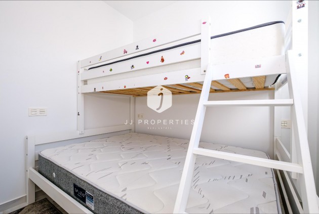 Resale - Apartment / flat -
Torrevieja - Playa del Cura