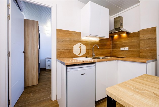 Resale - Apartment / flat -
Torrevieja - Playa del Cura