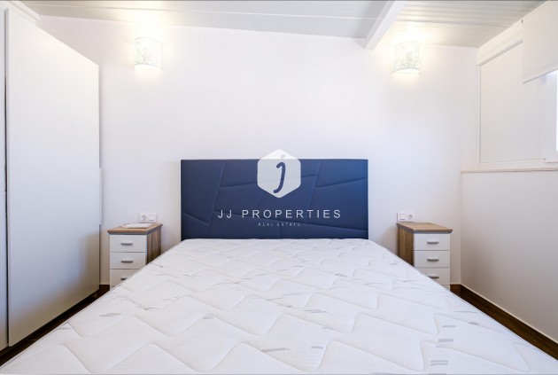 Resale - Apartment / flat -
Torrevieja - Playa del Cura
