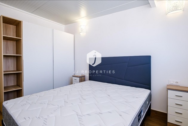 Resale - Apartment / flat -
Torrevieja - Playa del Cura