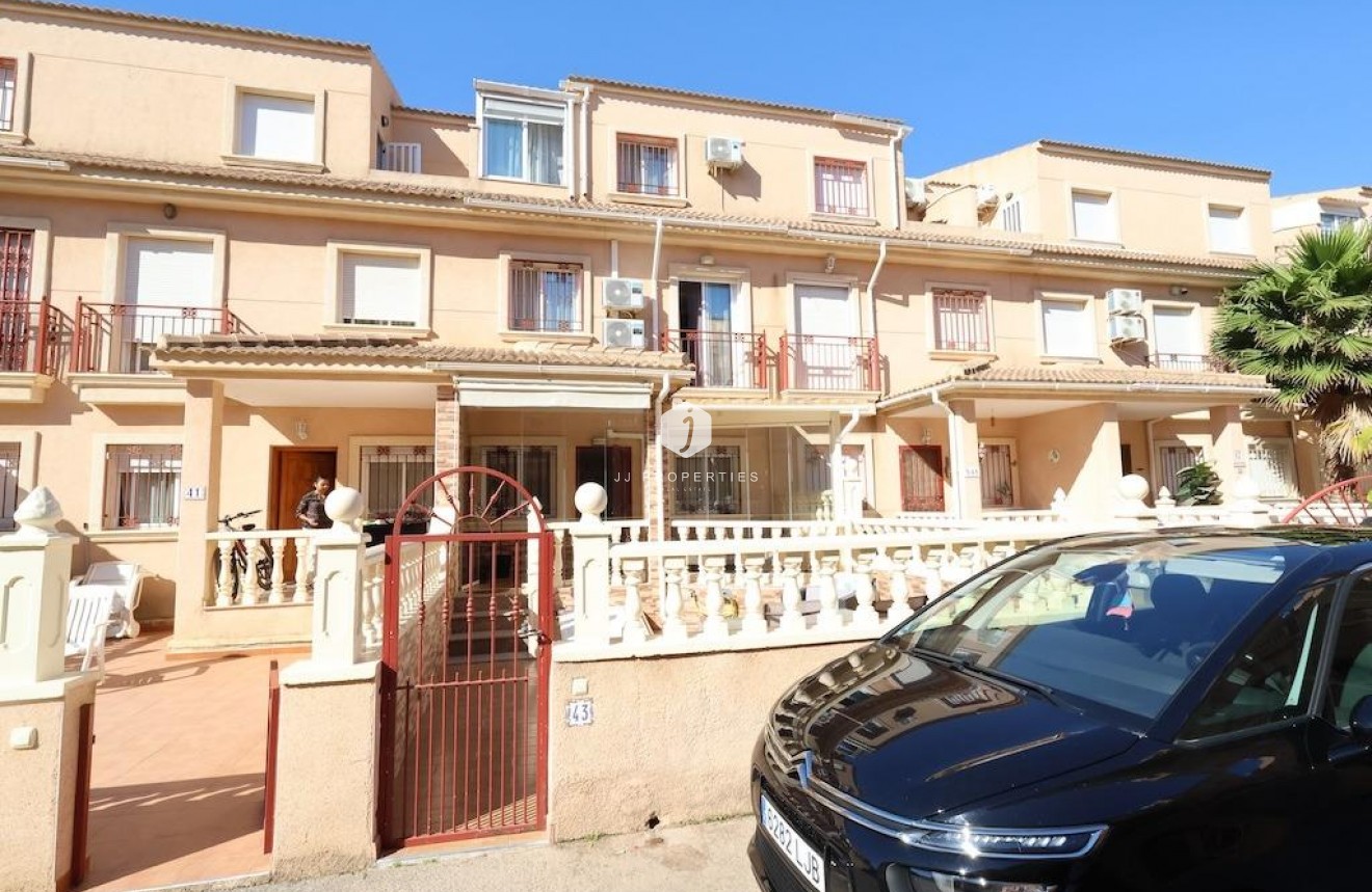 Resale - Duplex -
Orihuela Costa - Costa Blanca