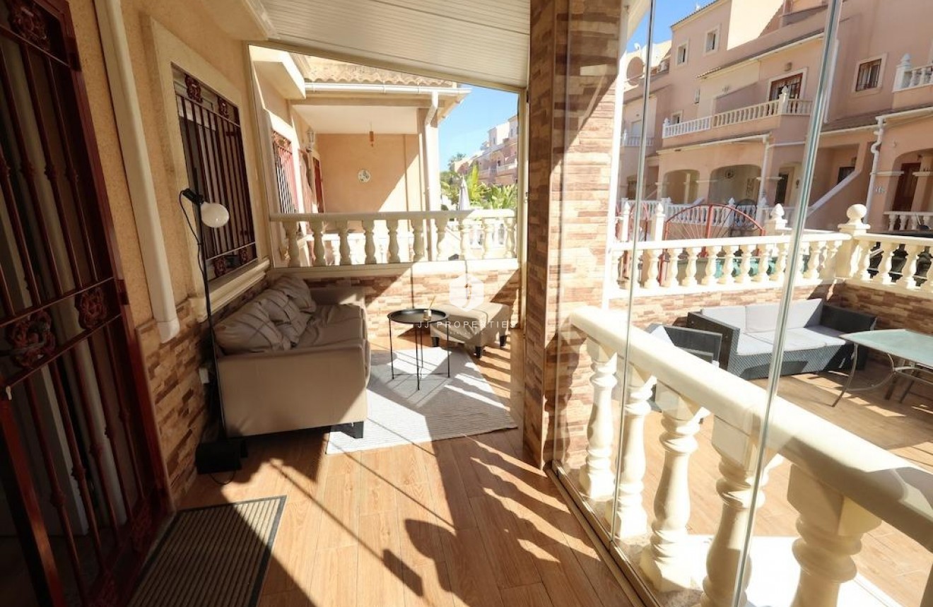 Resale - Duplex -
Orihuela Costa - Costa Blanca