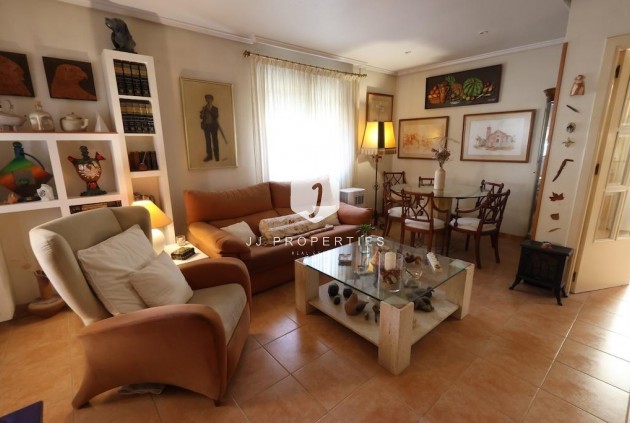 Resale - Villa -
Torrevieja - Costa Blanca