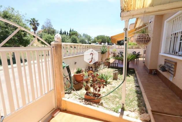 Resale - Villa -
Torrevieja - Costa Blanca
