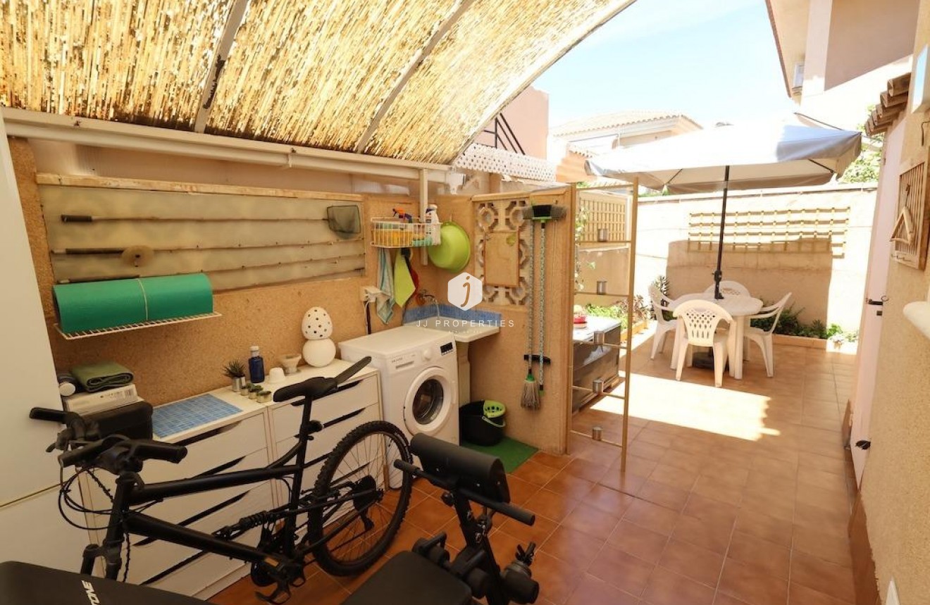 Resale - Villa -
Torrevieja - Costa Blanca
