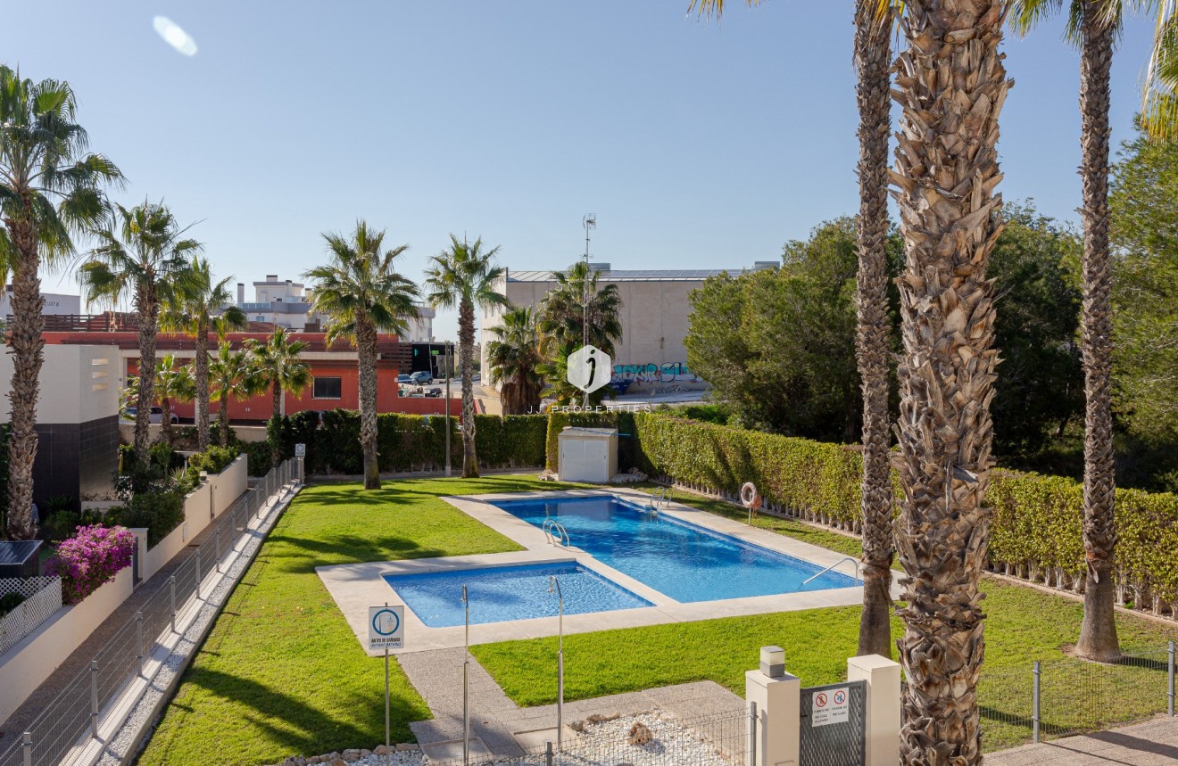 Resale - Apartment / flat -
Orihuela Costa - Costa Blanca