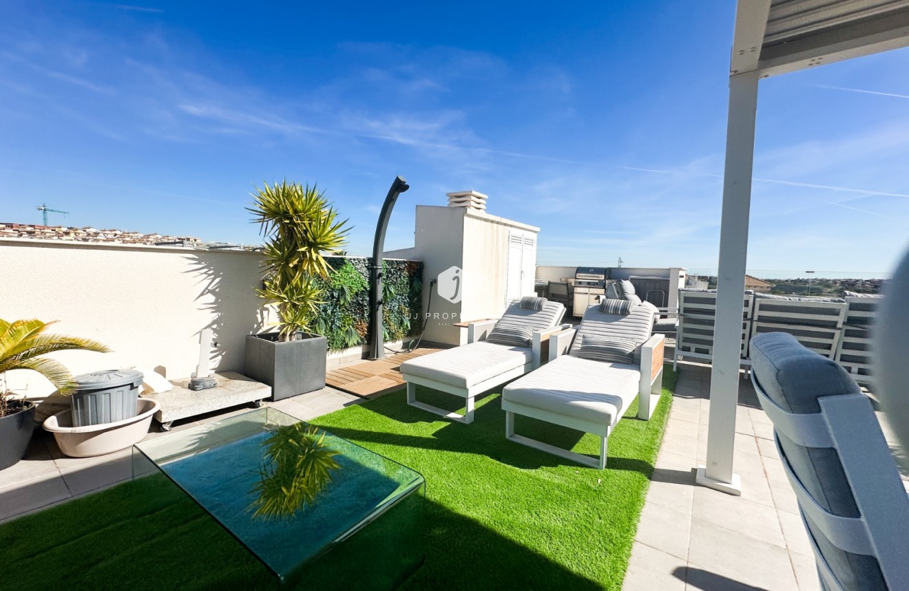 Resale - Apartment / flat -
Orihuela Costa - Costa Blanca