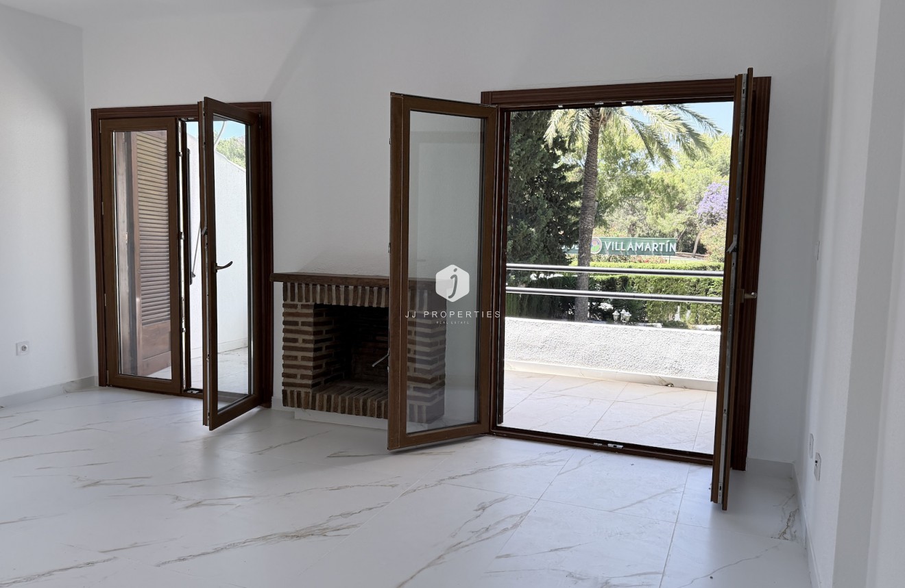 Resale - Apartment / flat -
Orihuela Costa - Costa Blanca