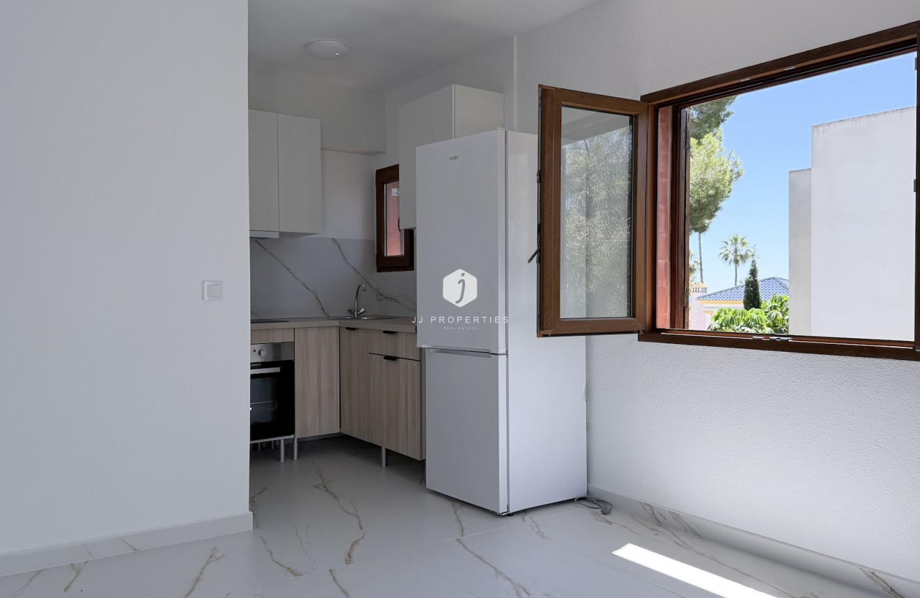 Resale - Apartment / flat -
Orihuela Costa - Costa Blanca