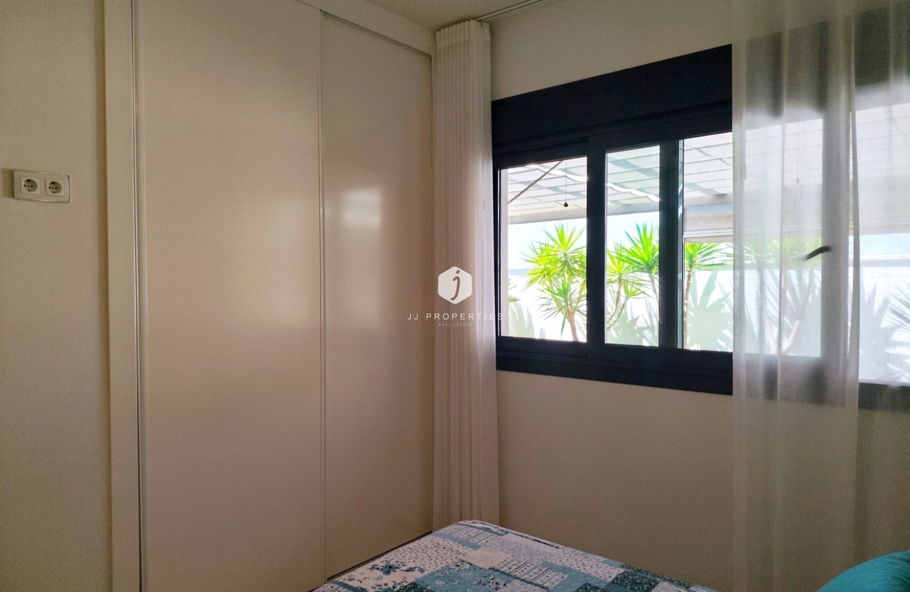 Resale - Villa -
San Miguel de Salinas - Inland
