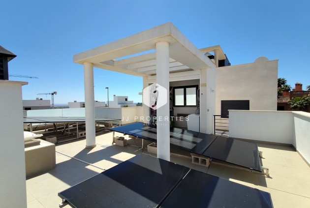 Resale - Villa -
San Miguel de Salinas - Inland