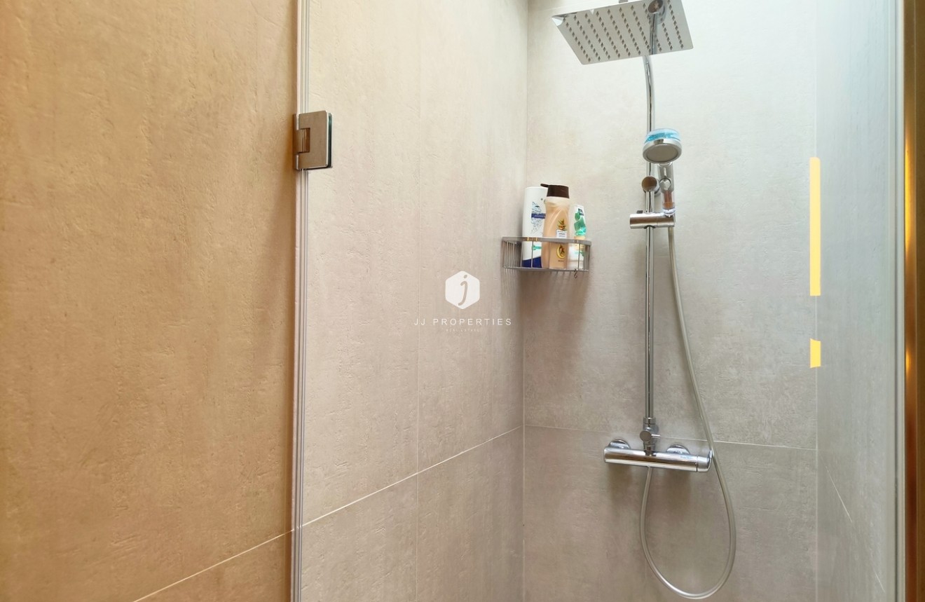 Resale - Villa -
San Miguel de Salinas - Inland