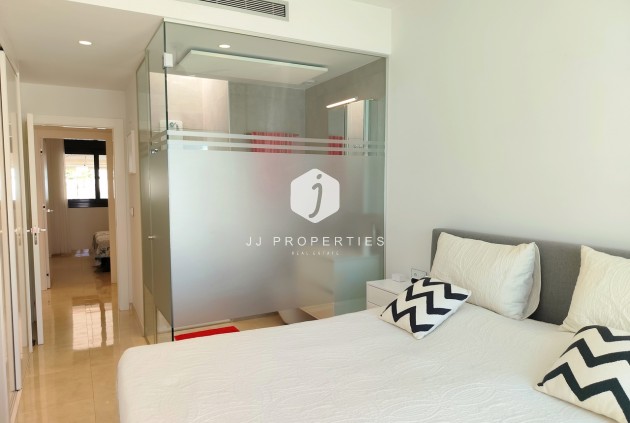 Resale - Villa -
San Miguel de Salinas - Inland
