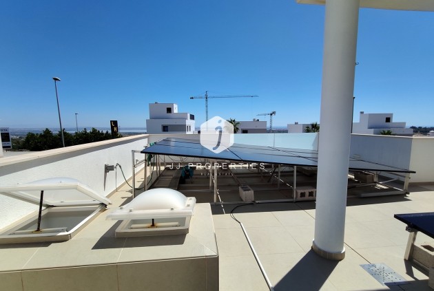 Resale - Villa -
San Miguel de Salinas - Inland