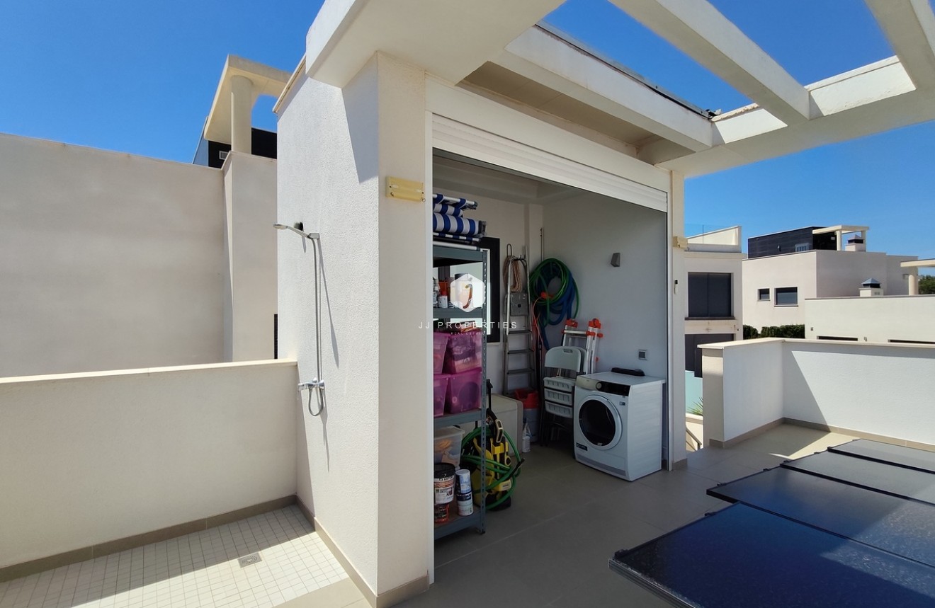 Resale - Villa -
San Miguel de Salinas - Inland