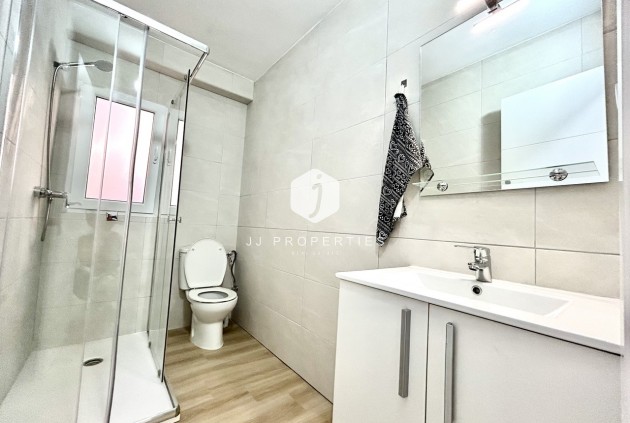 Resale - Apartment / flat -
Torrevieja - Costa Blanca