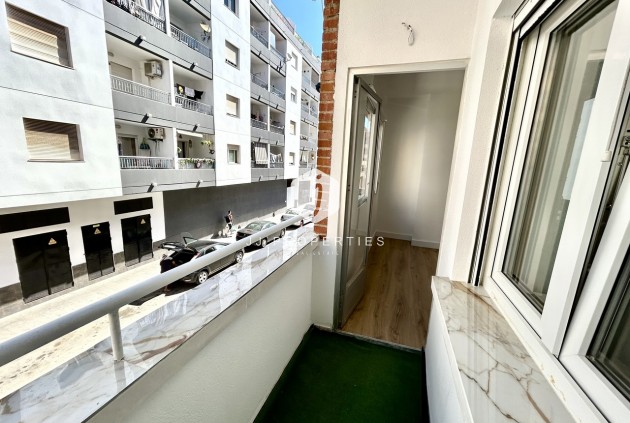 Resale - Apartment / flat -
Torrevieja - Costa Blanca