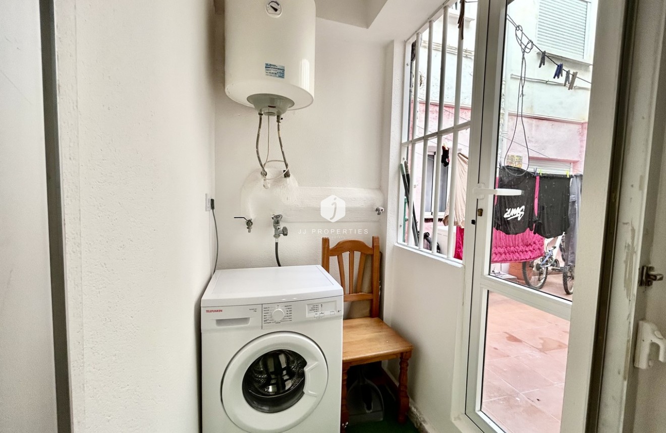 Resale - Apartment / flat -
Torrevieja - Costa Blanca