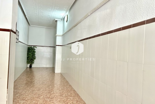 Resale - Apartment / flat -
Torrevieja - Costa Blanca