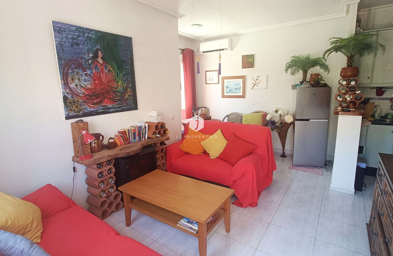 Resale - Chalet -
Orihuela Costa - Costa Blanca