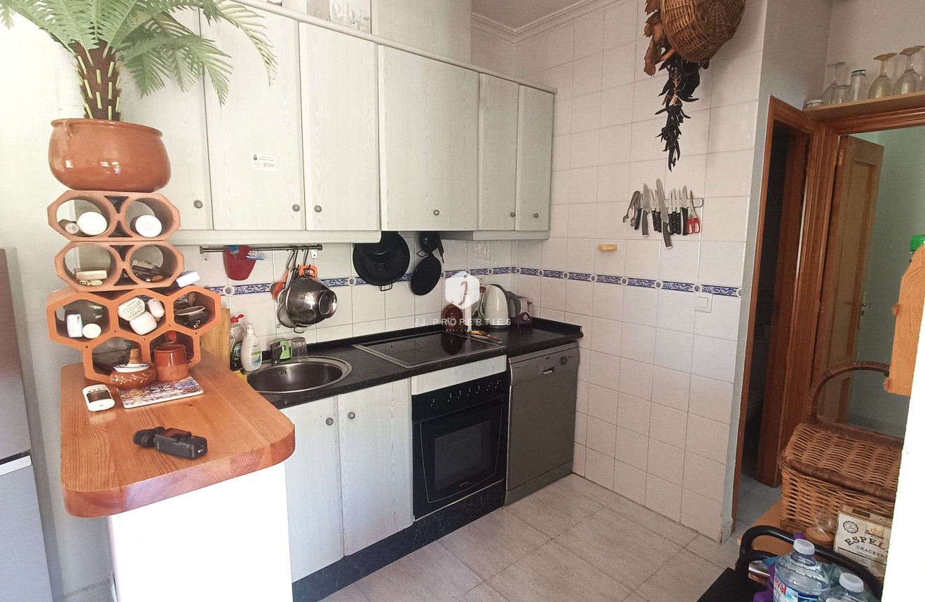 Resale - Chalet -
Orihuela Costa - Costa Blanca