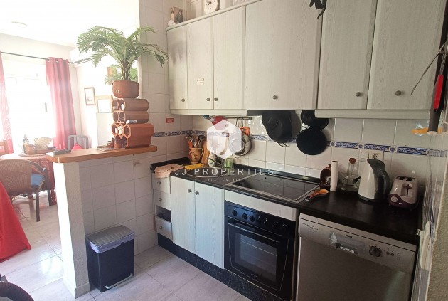 Resale - Chalet -
Orihuela Costa - Costa Blanca