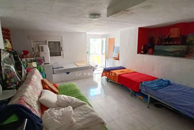 Resale - Chalet -
Orihuela Costa - Costa Blanca